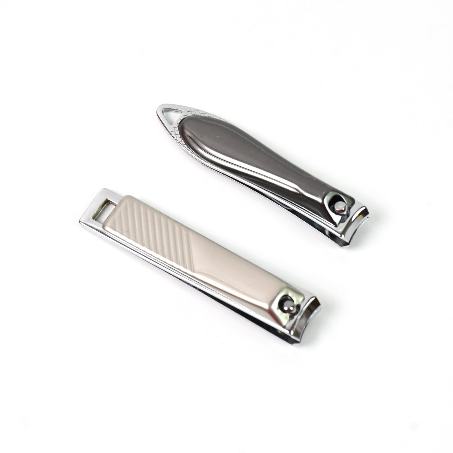 Wukusy stainless steel folding large nail clippers with built-in nail file, portable and durable for easy grooming.