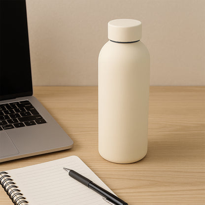 Stainless steel Wukusy double wall vacuum-insulated water bottle in mix colors, 500 ml, for home and kitchen use.