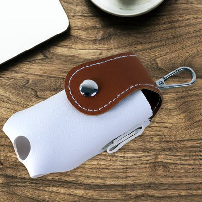 Wukusy golf tees holder mini ball pouch with carabiner, compact storage for golf tees, attached to a bag or belt clip.