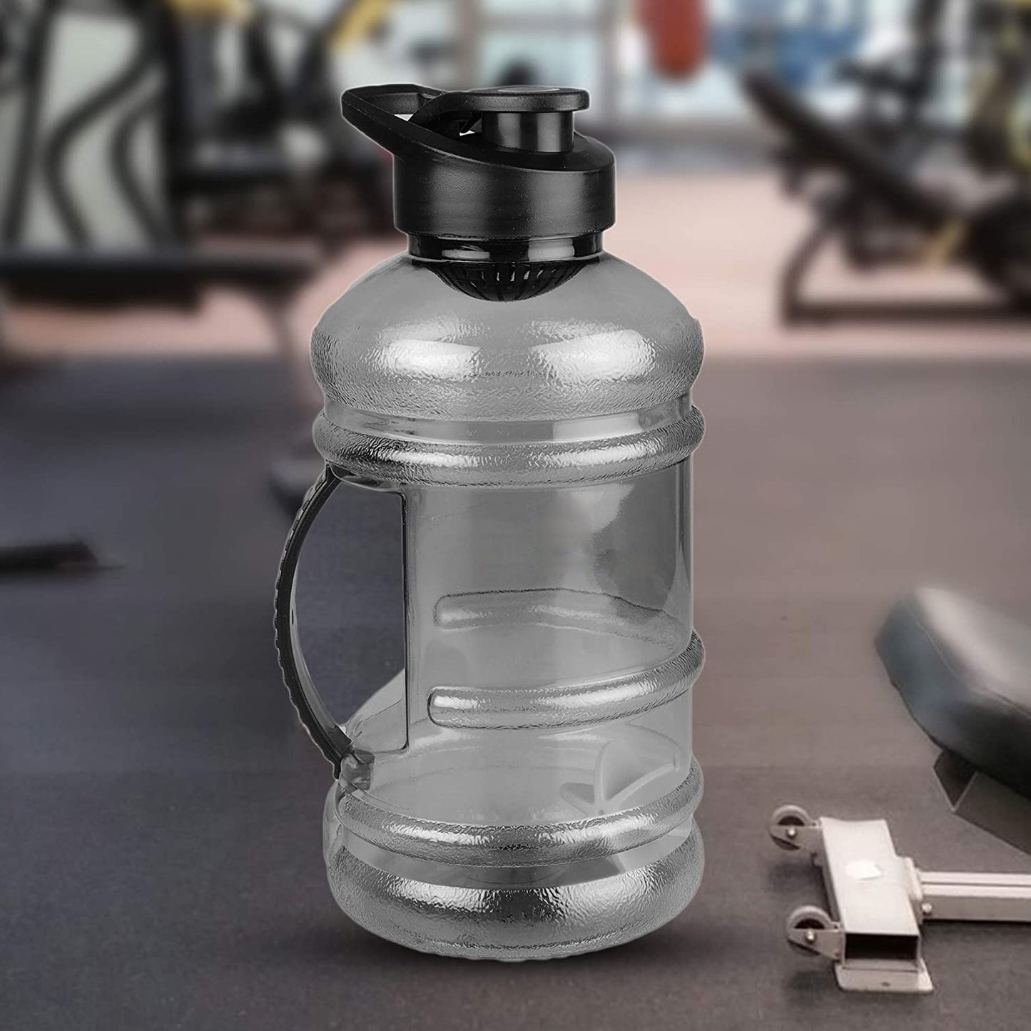 Wukusy 4828 Sports gym water bottle with 1.5L capacity, built-in mixer and strainer for convenient hydration during workouts