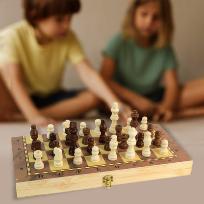 Foldable wooden chess board set by Wukusy showing 30x30 cm chessboard with chess pieces in a natural wooden finish.