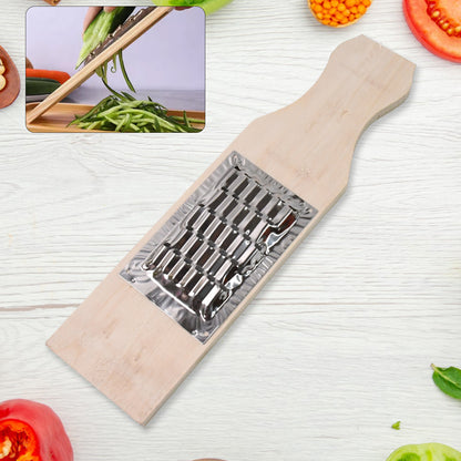 Wukusy vegetable shredder and slicer with cheese grater attachment for shredding food and vegetables in the kitchen
