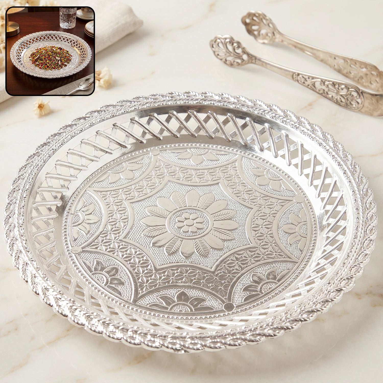 Elegant round silver serving tray with floral design by Wukusy, featuring intricate decorative patterns for stylish presentation.