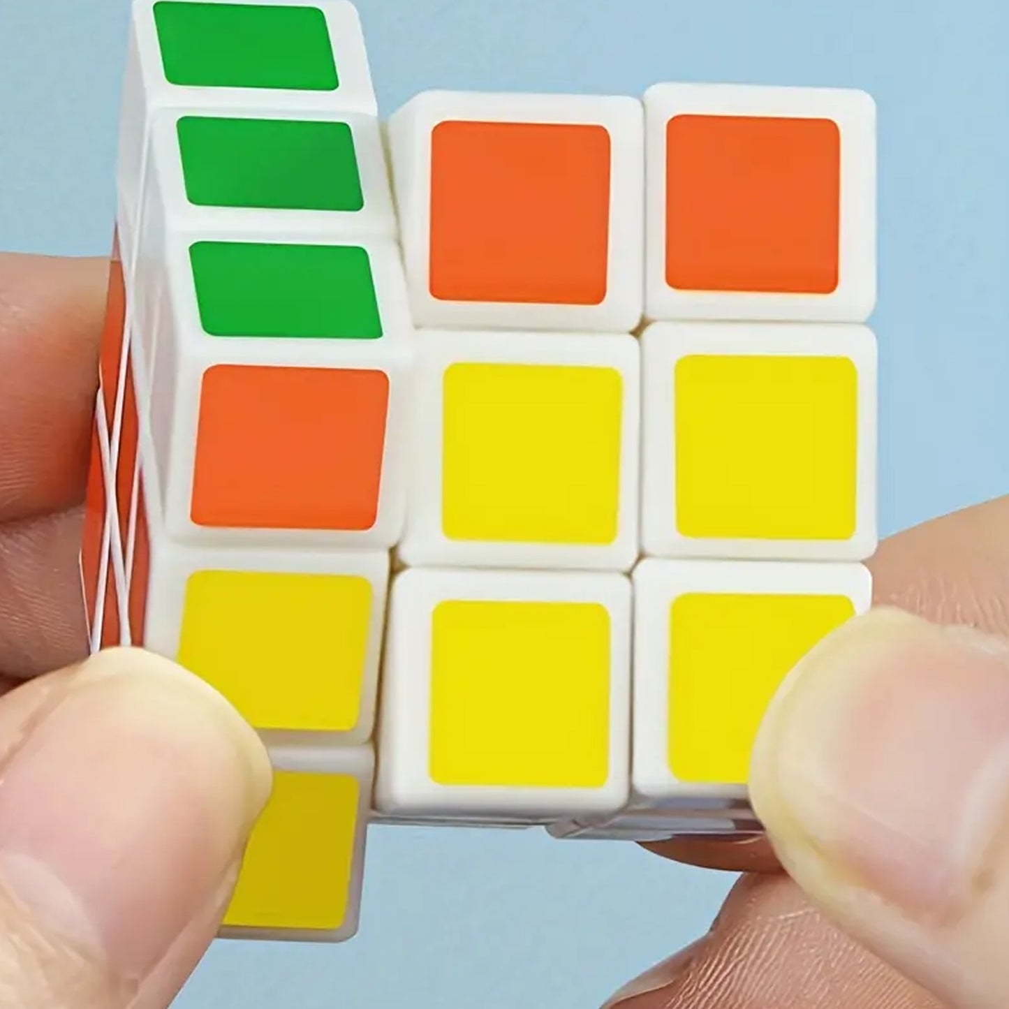 Wukusy 3x3x3 Rubik's Cube solving kit with formula sheets, ideal for beginners and puzzle enthusiasts, includes one cube.