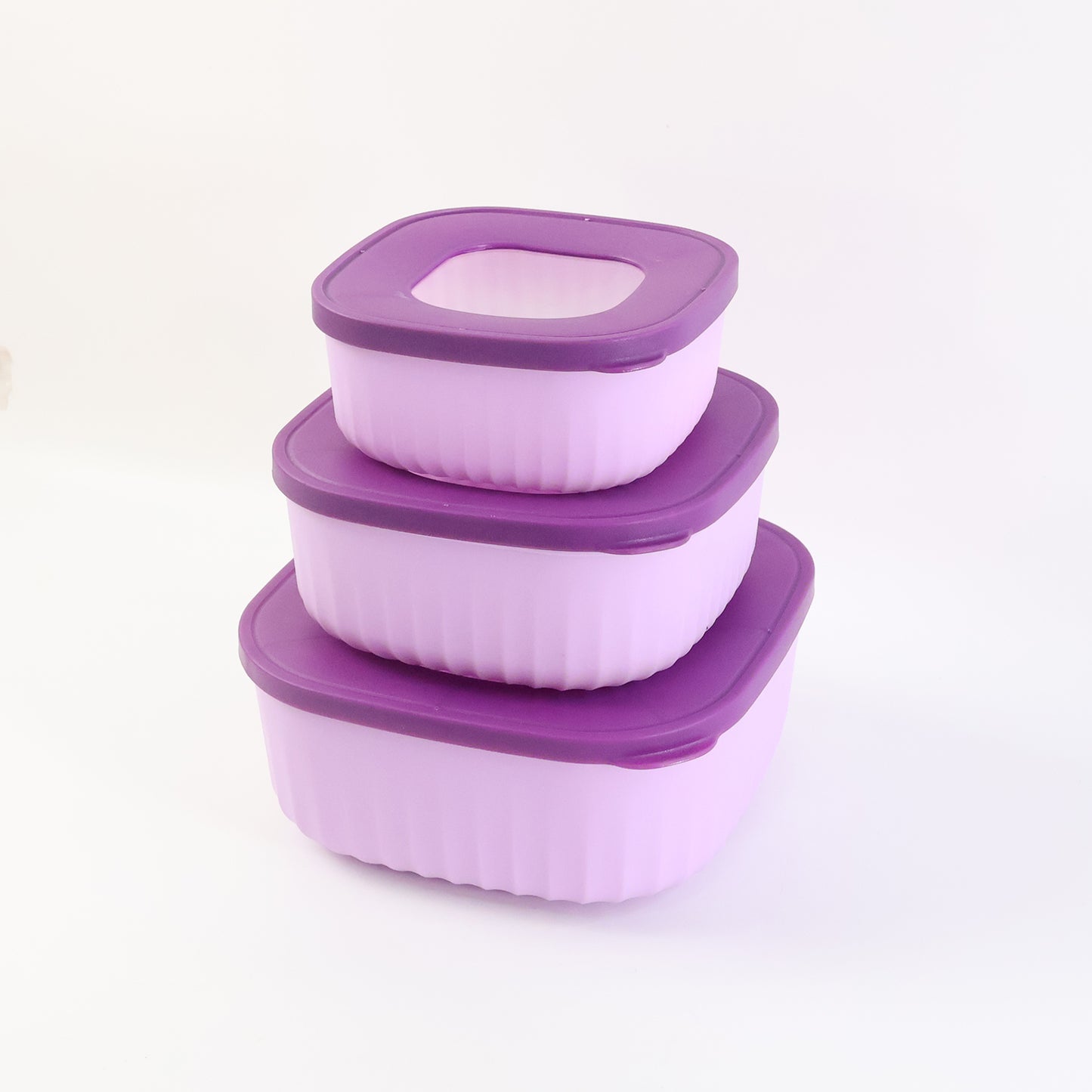 Wukusy premium 3-piece food storage container set for kitchen organization, with clear lids and stackable design.