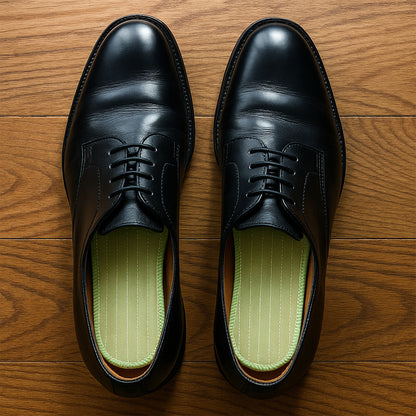 Wukusy premium comfort shoe insoles for size 37, designed for daily foot support, shown in a mix design with one pair.