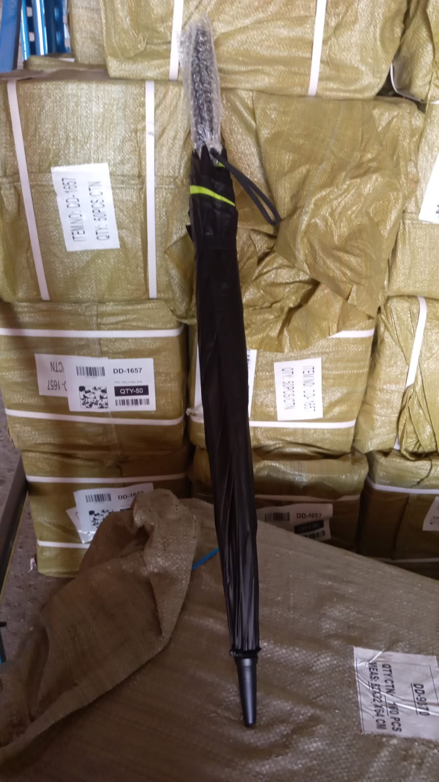 Wukusy sun umbrella with built-in inside fan and power bank, ideal for summer outdoor shade and cooling.