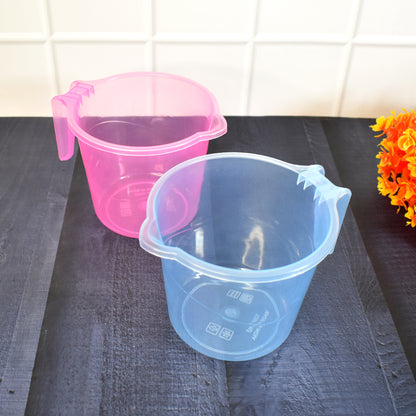 Set of 5 transparent plastic round bath water mugs in assorted colors, each with a 1200 ml capacity, by Wukusy.