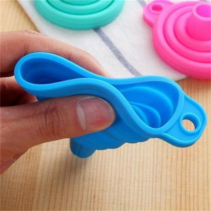 Wukusy silicone funnel for kitchen use, designed for pouring oil, sauces, water, and juice with a flexible, durable design