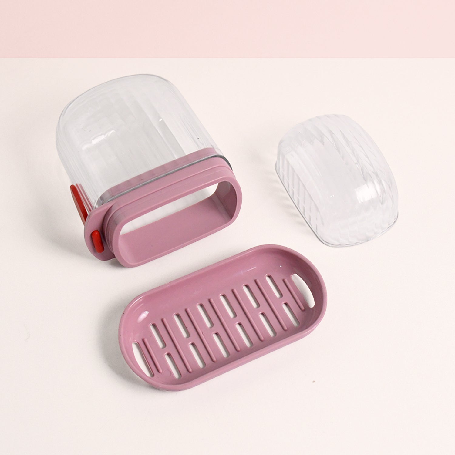 Wukusy multipurpose plastic soap dish with transparent dust-proof lid, designed for home and kitchen use, keeps soap dry and clean