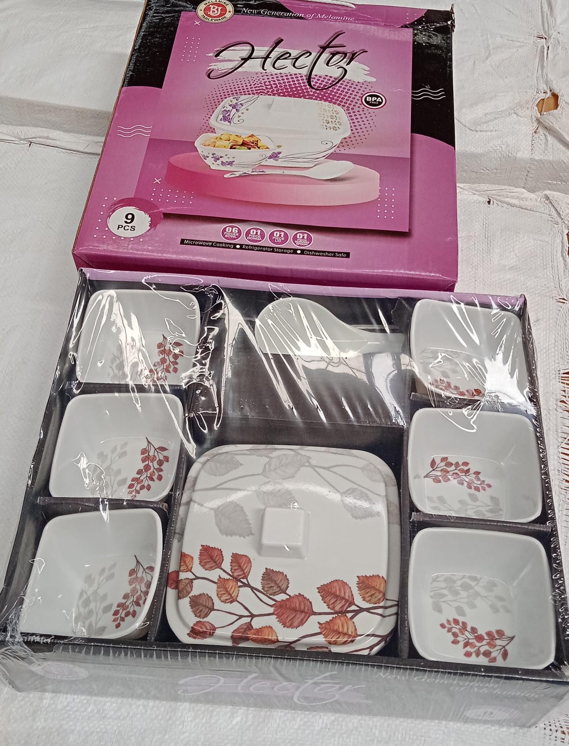 Wukusy Hector 9-piece high-quality dinner and pudding set for home and kitchen dining.