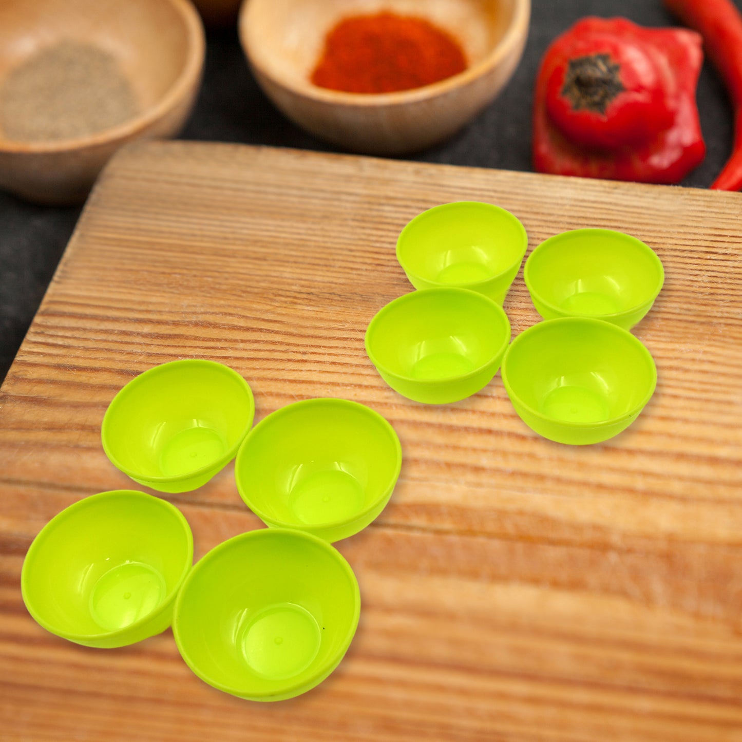 Set of 8 Wukusy small round plastic bowls, microwave and dishwasher safe, lightweight reusable chutney and snack bowls for kitchen use.