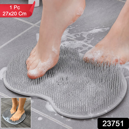 Wukusy silicone bathroom foot cleaning scrubber mat, 27x20 cm, with textured surface for scrubbing feet in the shower or bath.