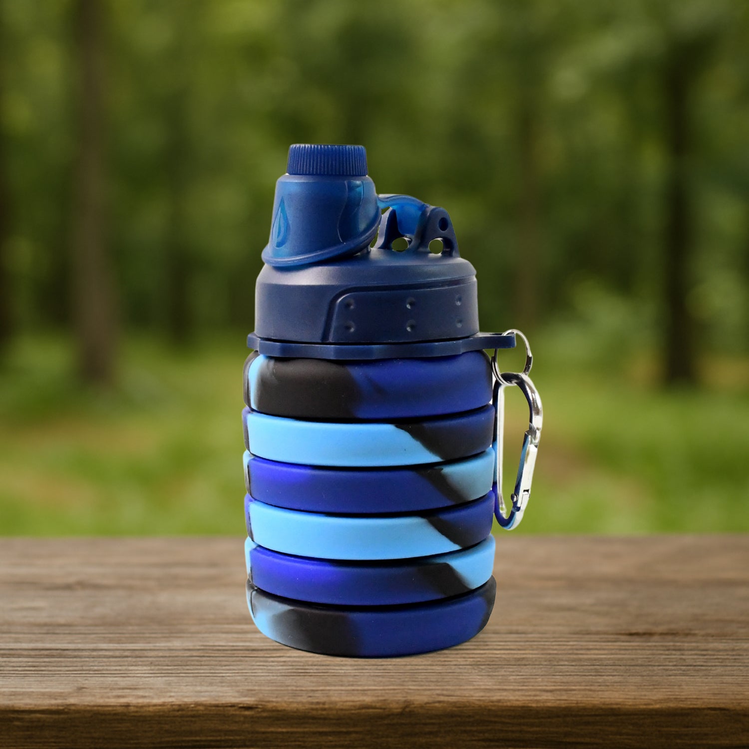 Wukusy silicone foldable water bottle, 500 ml capacity, 24 cm tall when unfolded, flexible and portable for travel or outdoor use.