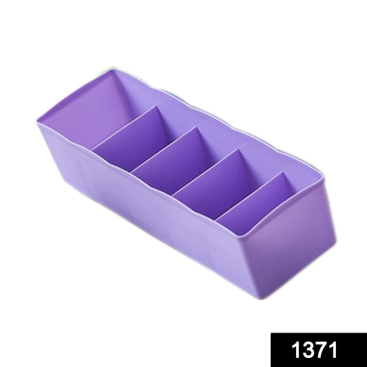 Clear plastic bead storage tray with multicolour compartments by Wukusy, ideal for organizing small craft or home improvement items.