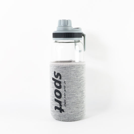 Wukusy 700ml sports water bottle with protective sleeve, clear plastic bottle with blue cap and grip, suitable for active use