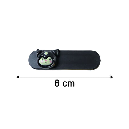 Set of four Wukusy cute cartoon character decorative hair clips featuring colorful, playful designs for children’s hair accessories.