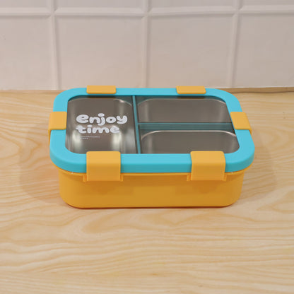 Wukusy stainless steel lunch box with three compartments, 600ml capacity, includes spoon and fork for versatile meal storage.
