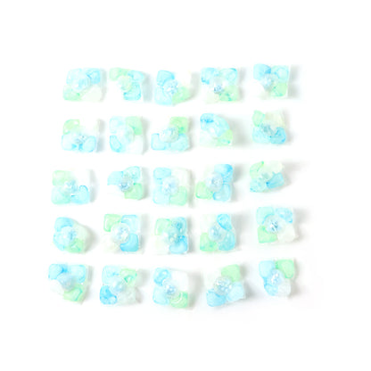 Wukusy Ultra Clean Liquid Laundry Detergent Pods, 25 pack, showing a close-up of the detergent pods in a clear container.