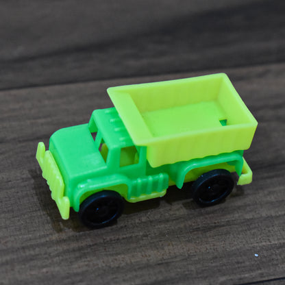 Wukusy 4423 Dumper Truck toy for kids, 30-piece set featuring colorful plastic dump trucks and accessories for imaginative play