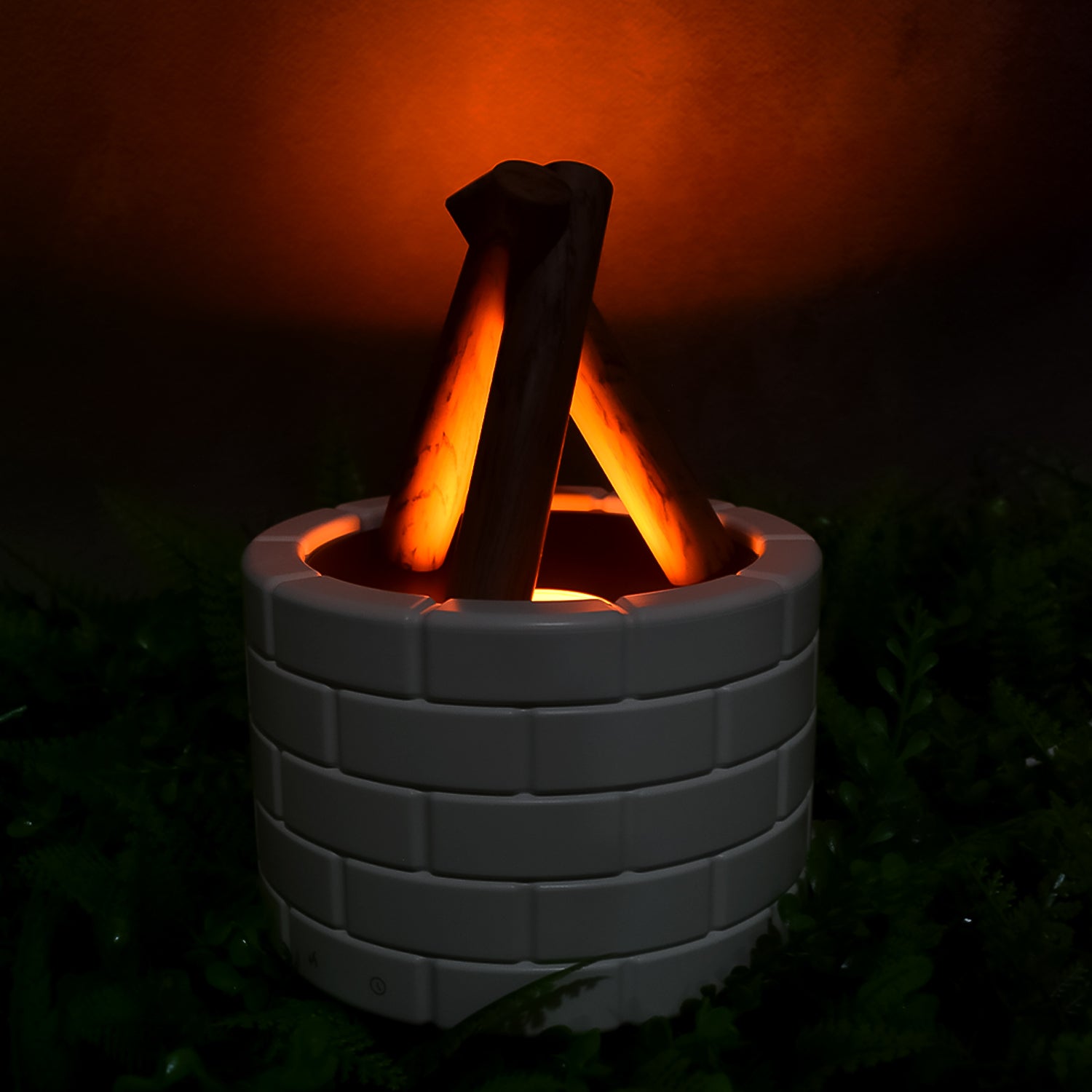 Wukusy Bonfire-shaped essential oil diffuser with flame design, multi-function office diffuser, emits gentle mist and soft light.