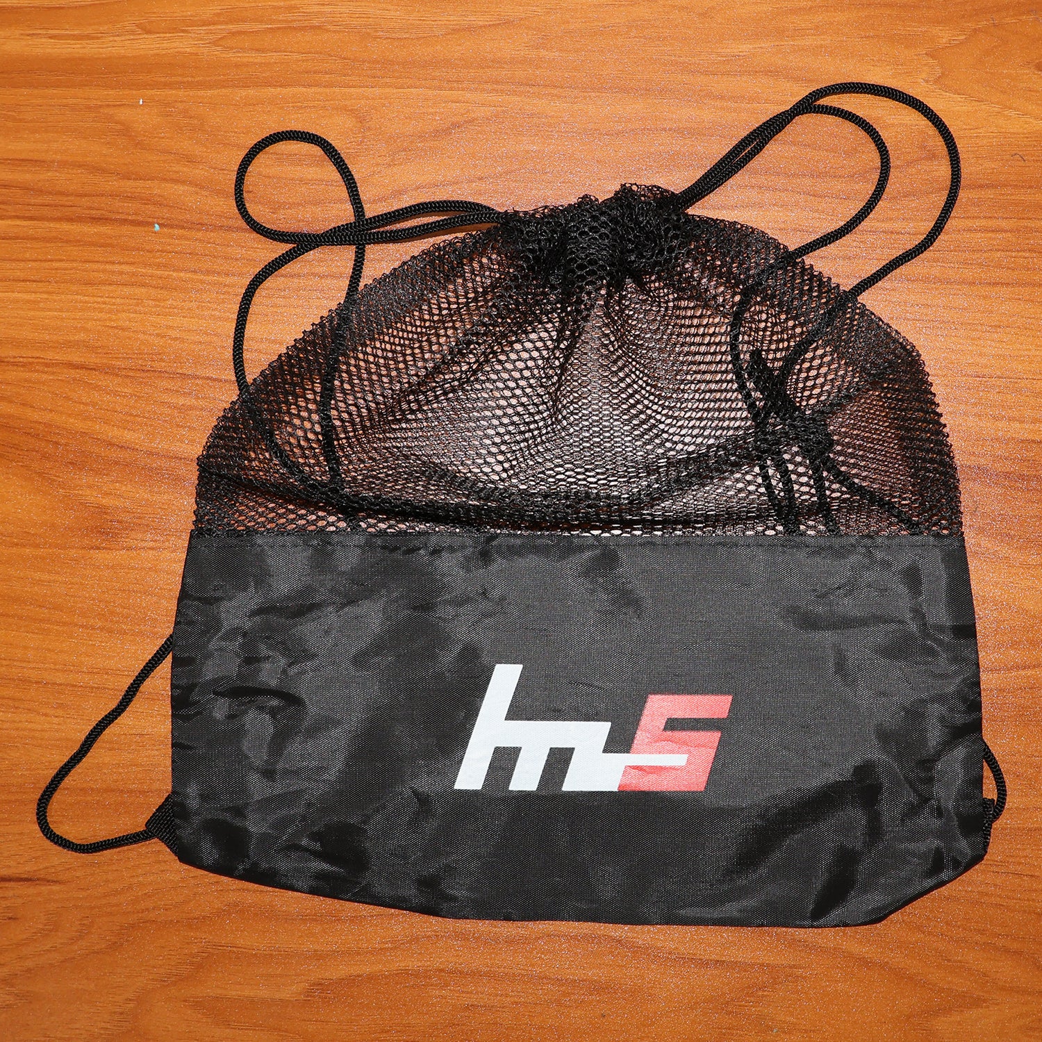 Wukusy mesh drawstring gym sack with breathable design, lightweight sports backpack for gym or outdoor activities