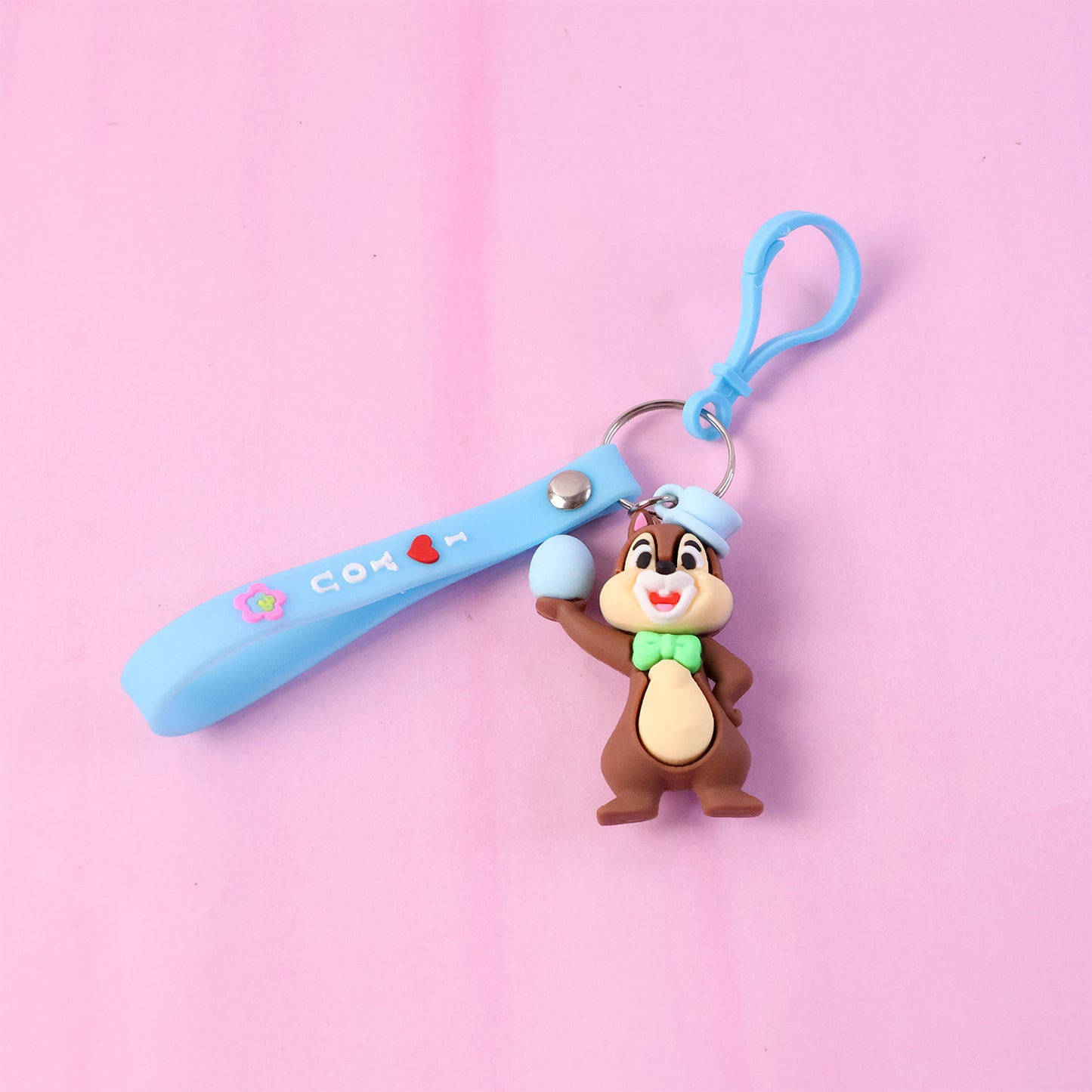 Cute cartoon squirrel keychain from Wukusy featuring a detailed, colorful squirrel charm on a keyring.