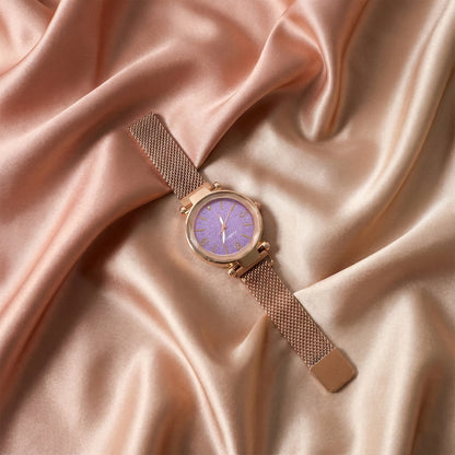 Elegant Wukusy ladies wrist watch with stylish dial displayed in a premium gift box.