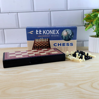 Foldable magnetic chess board game set by Wukusy, 24x24 cm, with chess pieces on a compact, portable playing surface.
