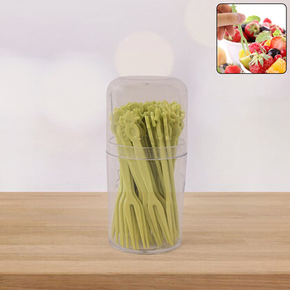 Set of 50 mini plastic fruit forks by Wukusy, perfect for cakes and desserts, featuring small, colorful fork tips for easy serving.