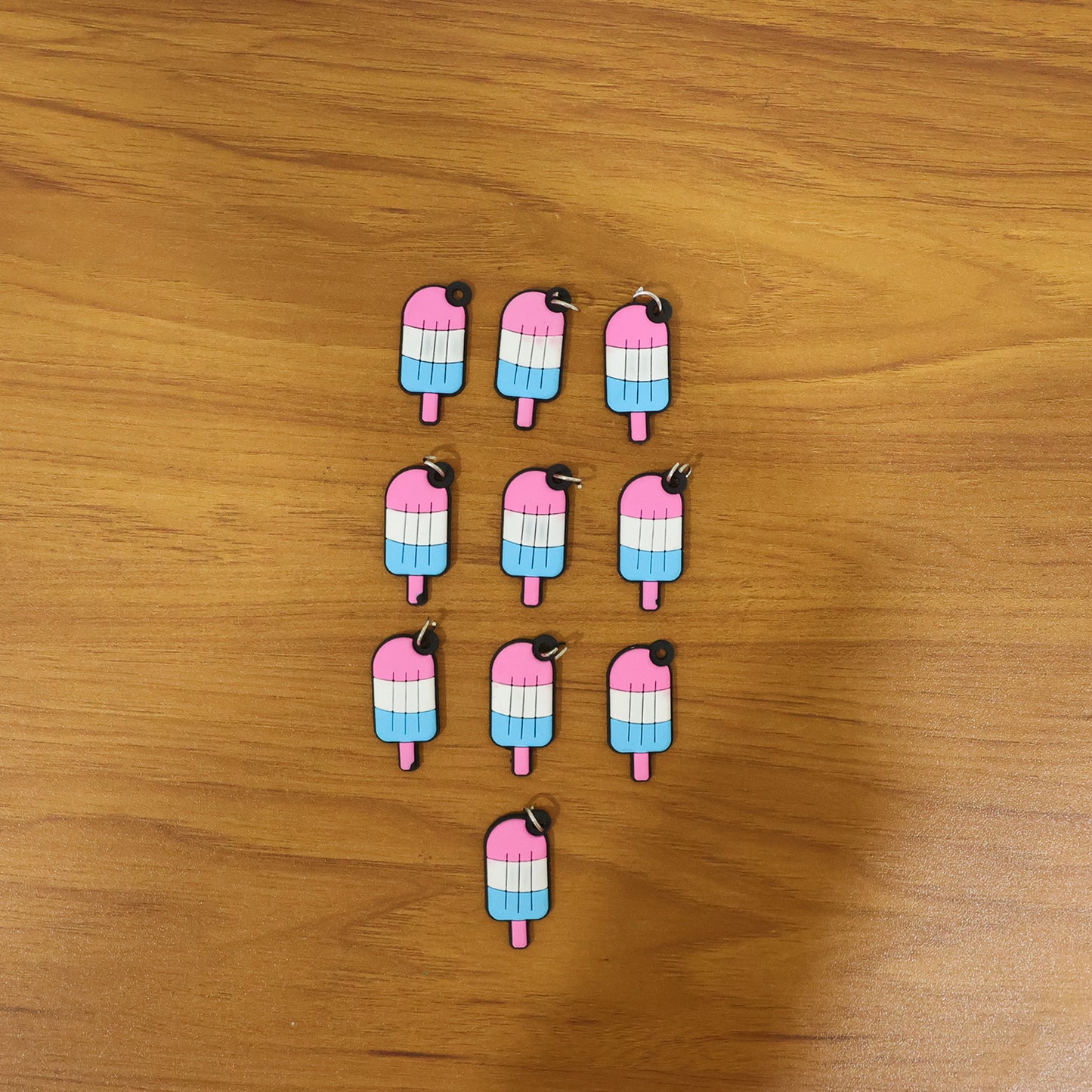 Set of 10 Wukusy ice cream shape bag charm keychains featuring colorful, playful designs for accessories and decoration.