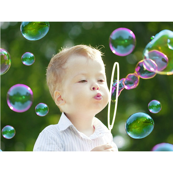 Wukusy 1904 Bubble Gun Liquid Refill for Kids, 750ml bottle of bubble solution, colorful toy liquid for bubble guns