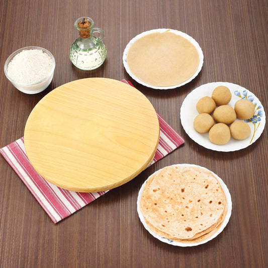 Wukusy 2722 W round roti maker used in household kitchens for making tortillas and parathas quickly and easily.