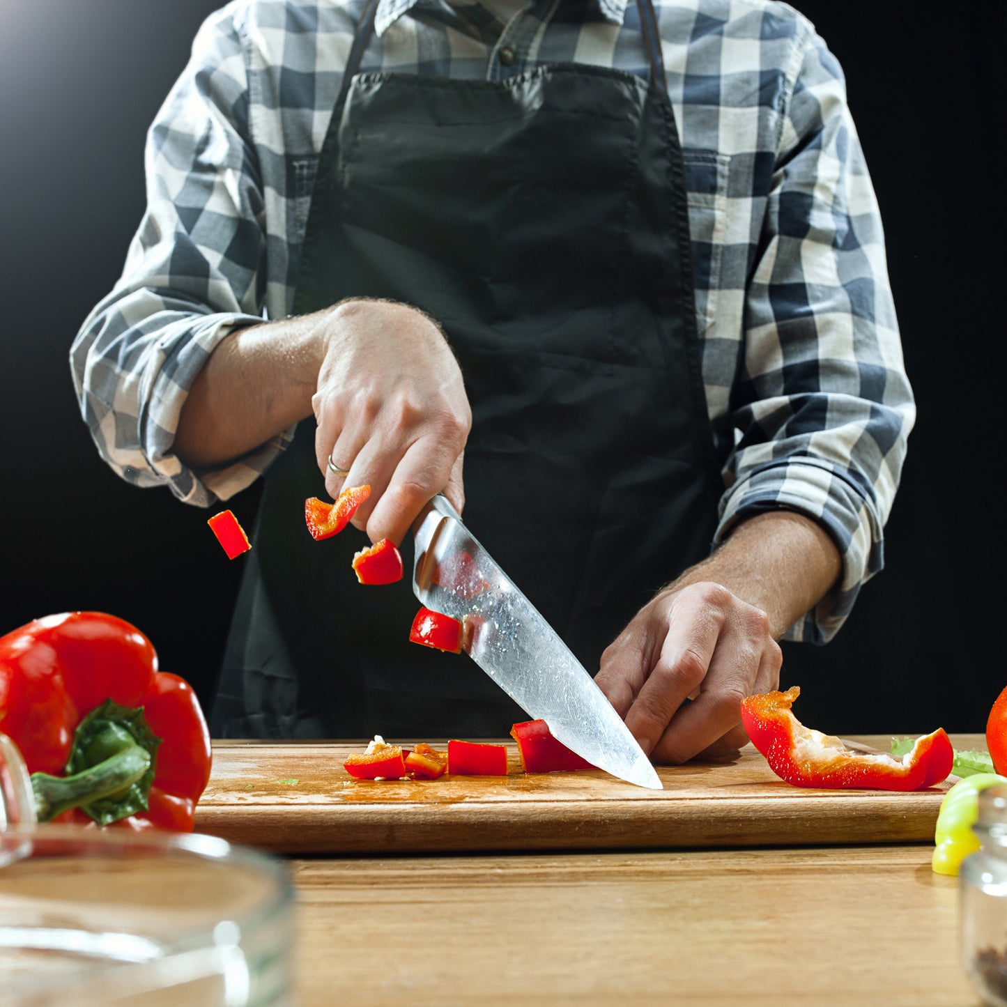 Wukusy bamboo kitchen chopping and slicing board with holder, ideal for fruits, vegetables, and meat preparation.