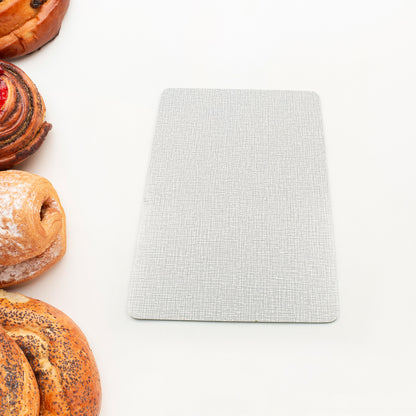 Wukusy 5850 kitchen chopping board made of plastic, used for vegetable, fruit, and multi-purpose food cutting in home kitchen.