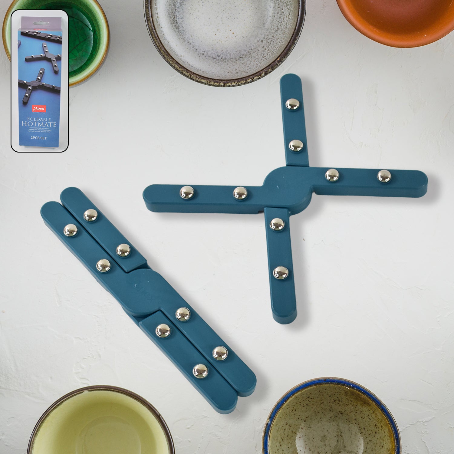 Wukusy Apex Foldable Hot Mate Set with two folding pan stands for hot pots, ideal for home and kitchen use.