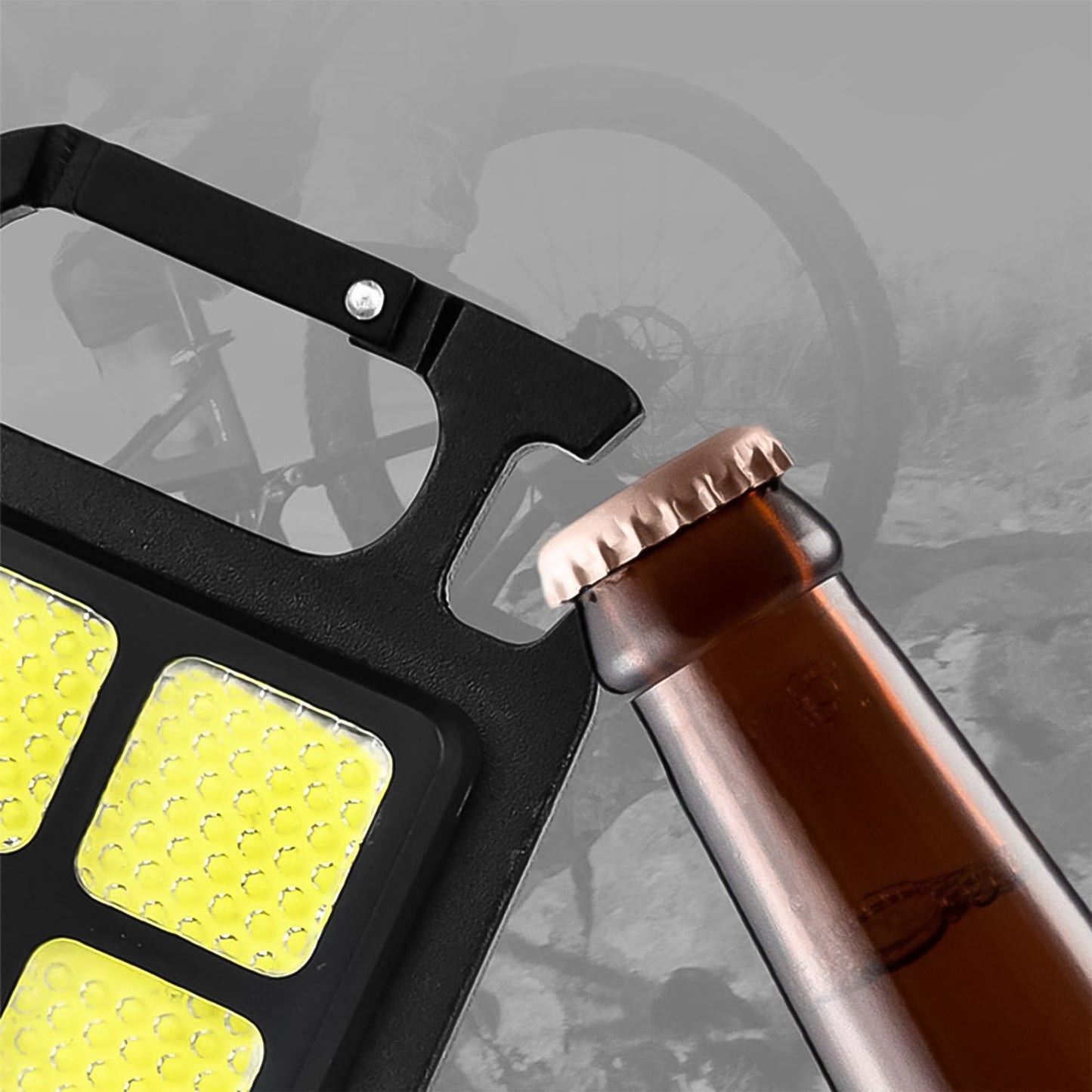 Wukusy 4 LED mini keychain light showing compact design with four bright LED bulbs for keychain use.