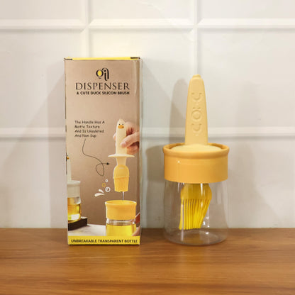 Wukusy 2-in-1 oil dispenser bottle with clear container and spout for easy oil pouring and storage.