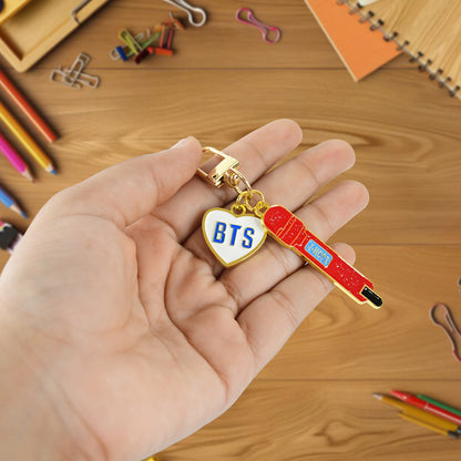 Cute acrylic and metal keychain with mixed design by Wukusy, featuring colorful and playful decorative elements.