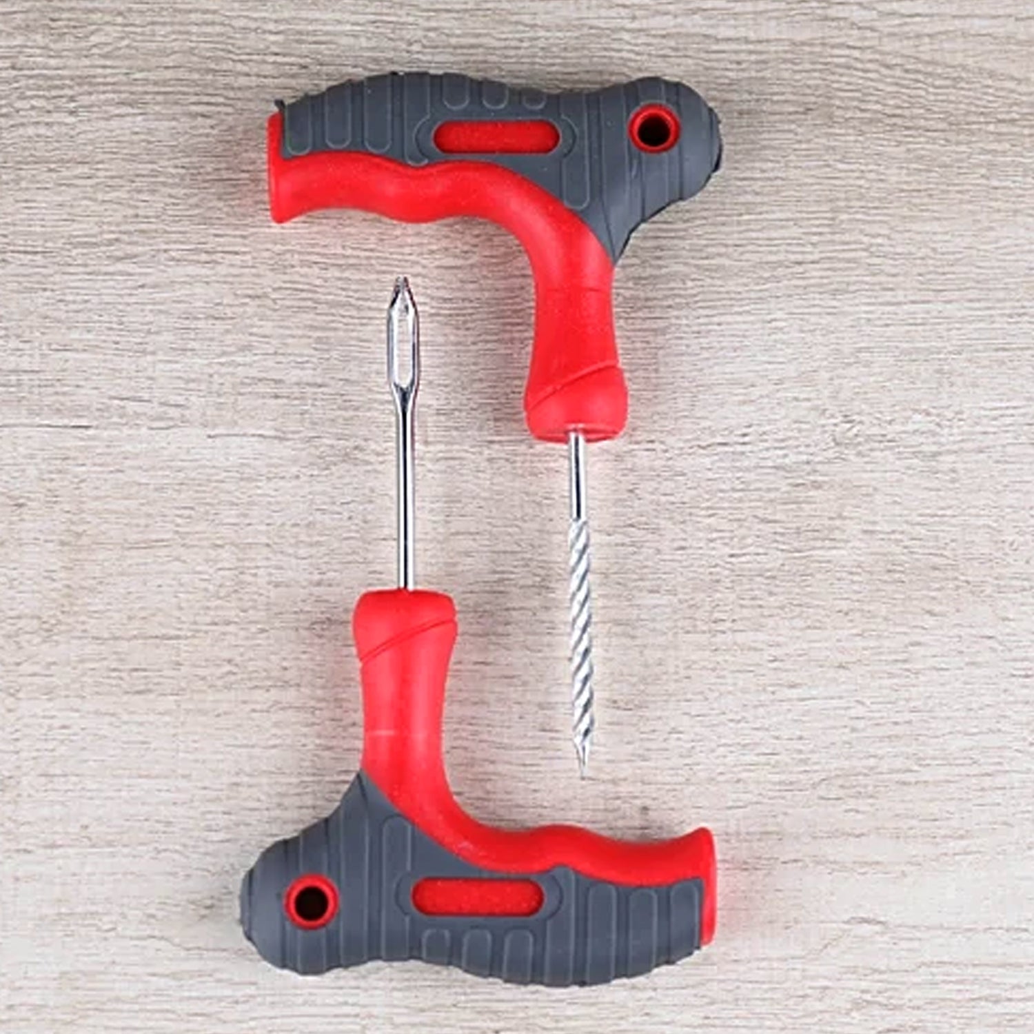 Wukusy 4-in-1 universal tubeless tyre puncture repair kit with puncher and patch tools for quick tyre repairs