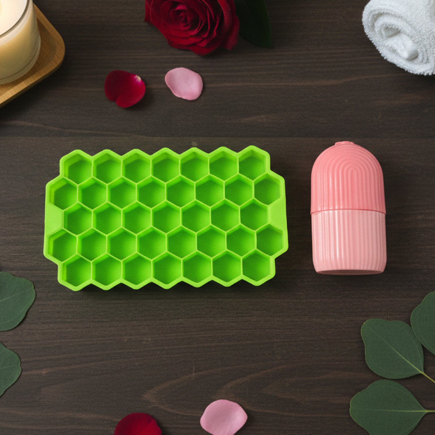 Wukusy face ice roller with honeycomb ice tray, two-piece set for cooling and soothing facial skincare.
