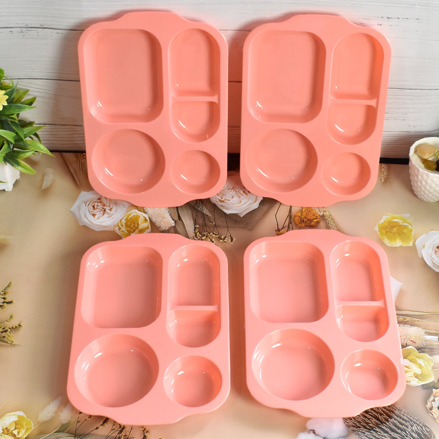 Wukusy 5363 unbreakable plastic food plates with five compartments, biodegradable square kitchen plates for serving meals.