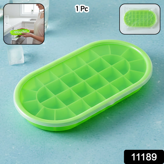 Wukusy premium oval silicone ice cube tray with lid, showing flexible silicone mold with oval ice cubes and clear lid on a white surface.