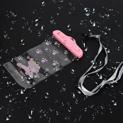 Wukusy waterproof zip lock mobile pouch for all phone types, shown with mobile device inside for underwater protection.