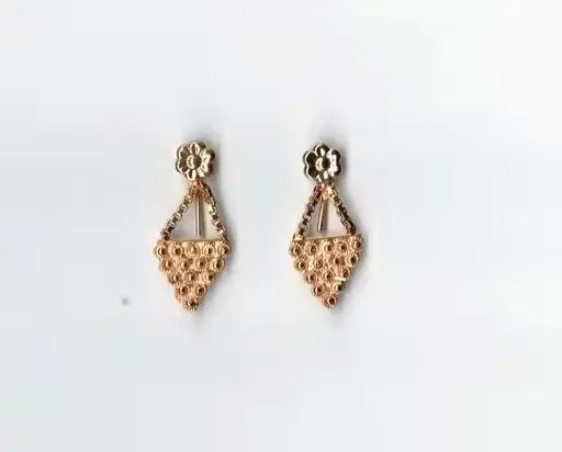 Gold-plated copper necklace set for women with matching earrings, featuring an adjustable choker design by Ekom.