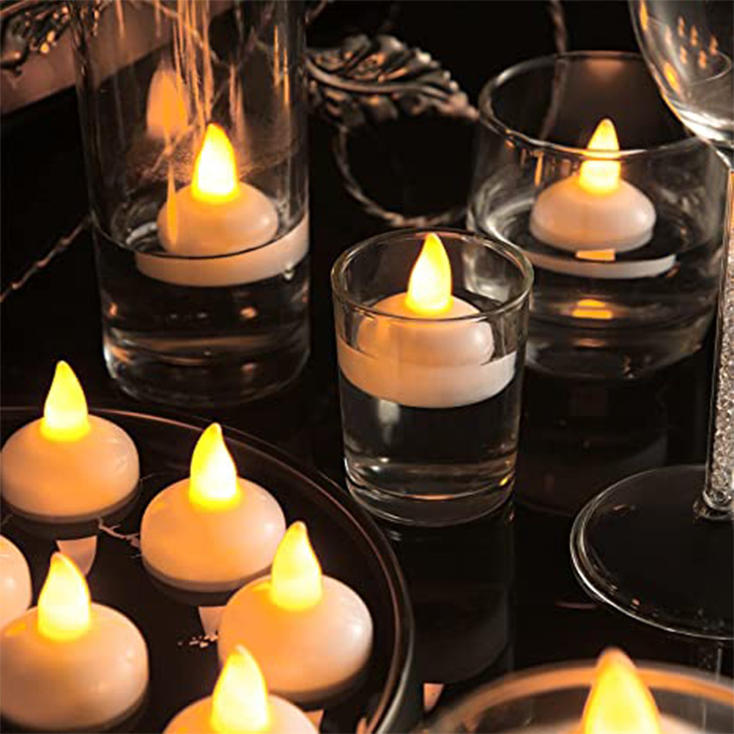 Wukusy 8-piece flameless floating tealight candles in transparent box, battery-operated home decor for wedding and special occasions