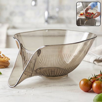 Wukusy multipurpose fruit and vegetable washing strainer basket with handle, suitable for rinsing produce easily and efficiently.