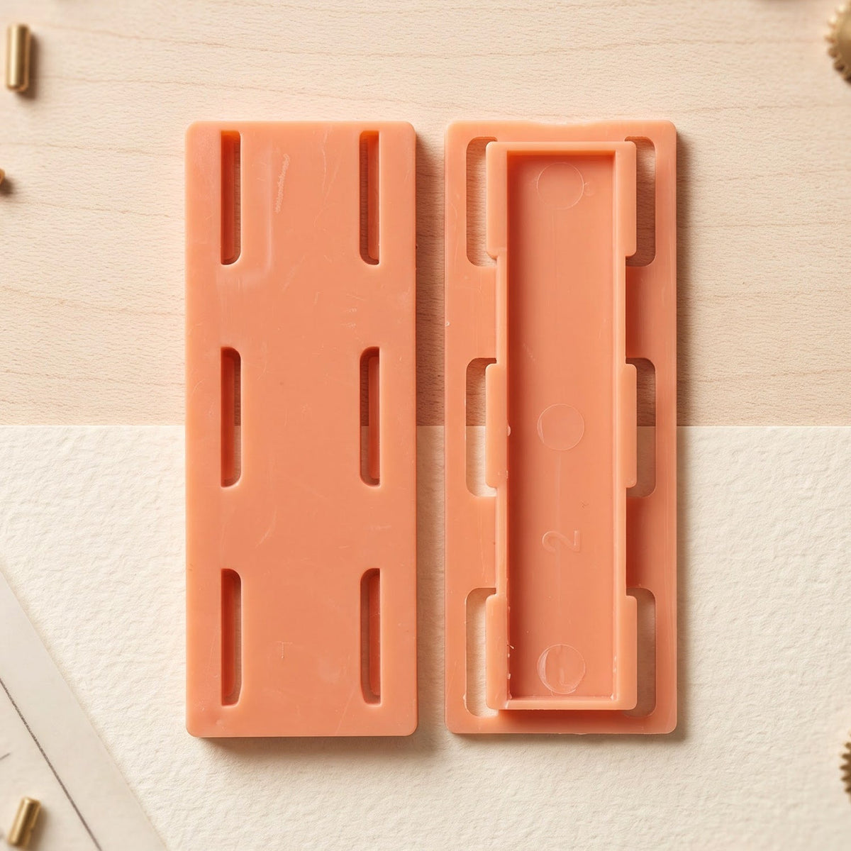 Plastic Insert Plate Retainer Clips For Power Strip Wall Mount Use (10 Pieces)