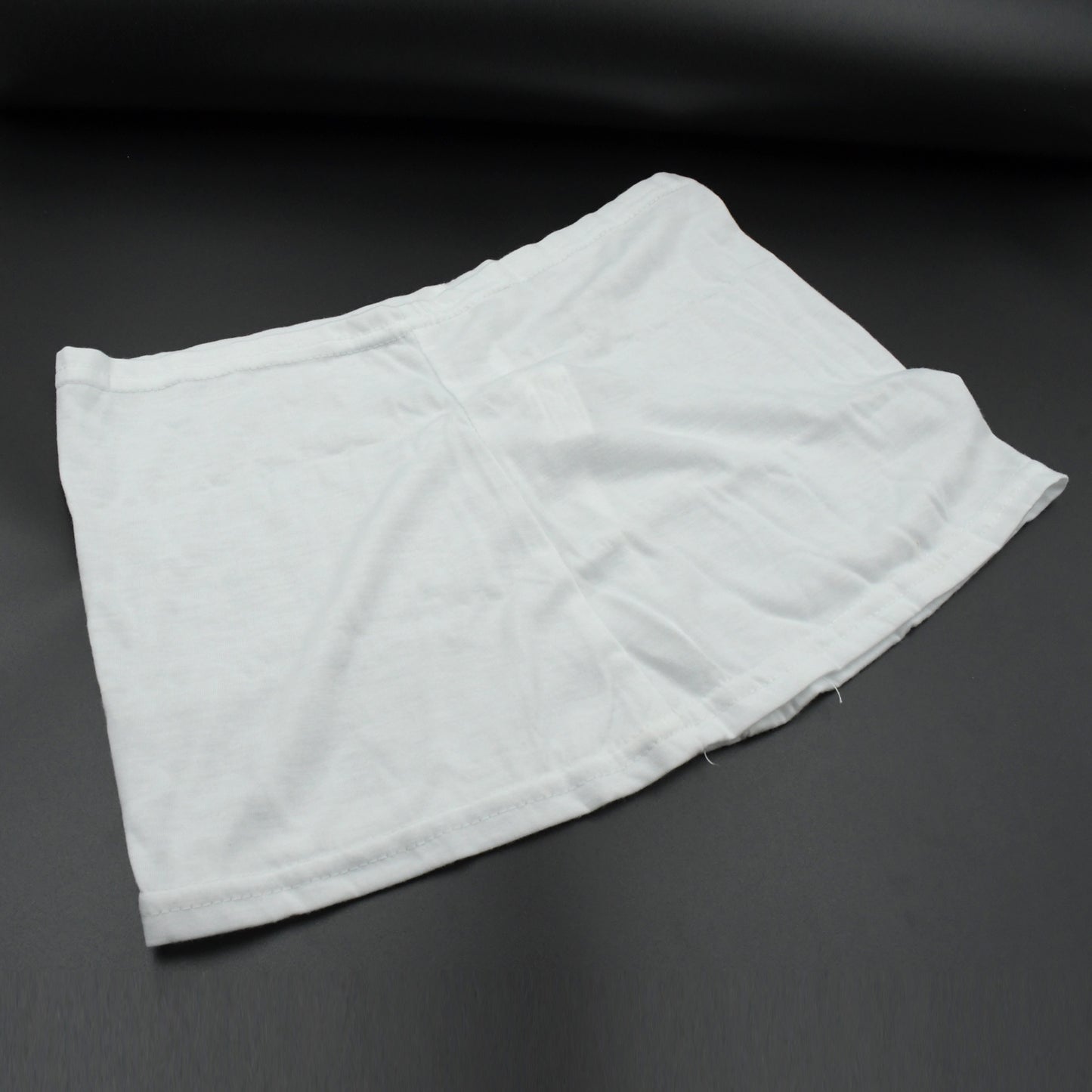 Wukusy women's high-waisted athletic golf skort featuring a sporty design, suitable for running, workout, and fitness activities.