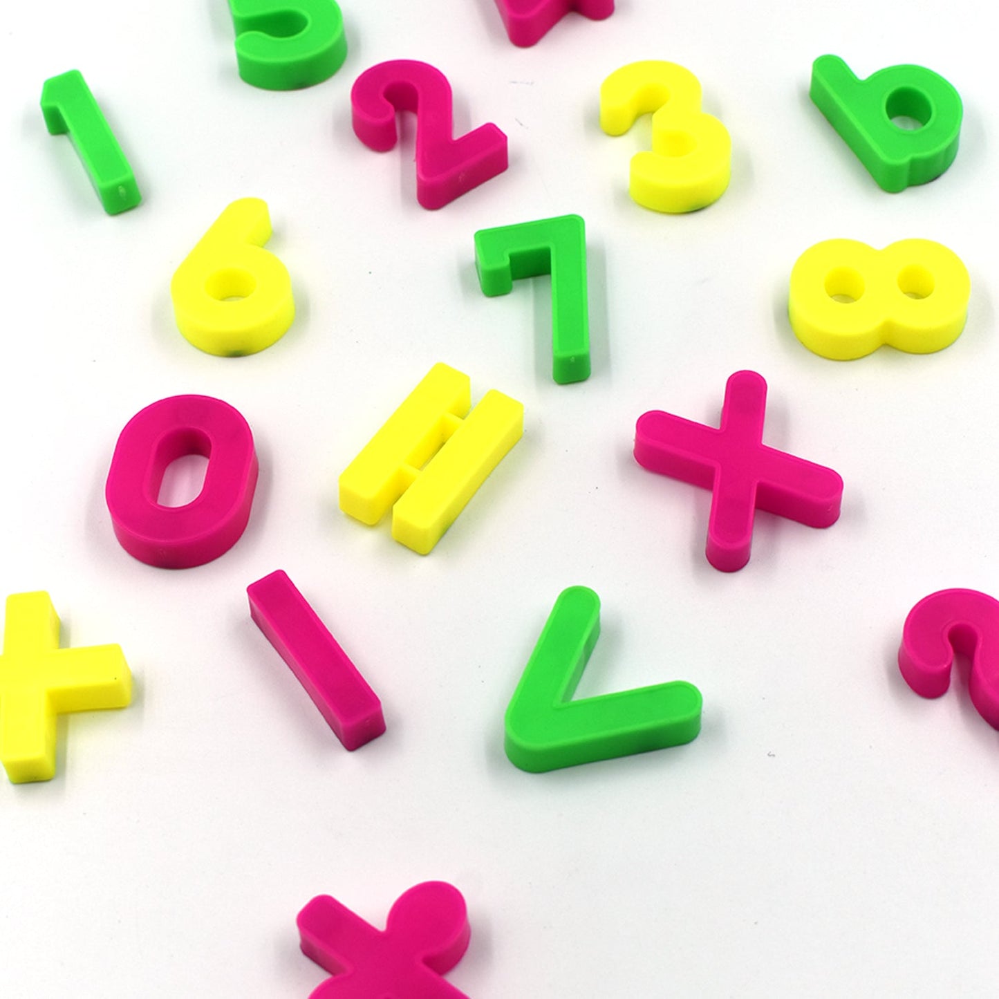 Wukusy 1942 At42 magnetic number and symbol toy for babies and kids, designed for play and learning fun.